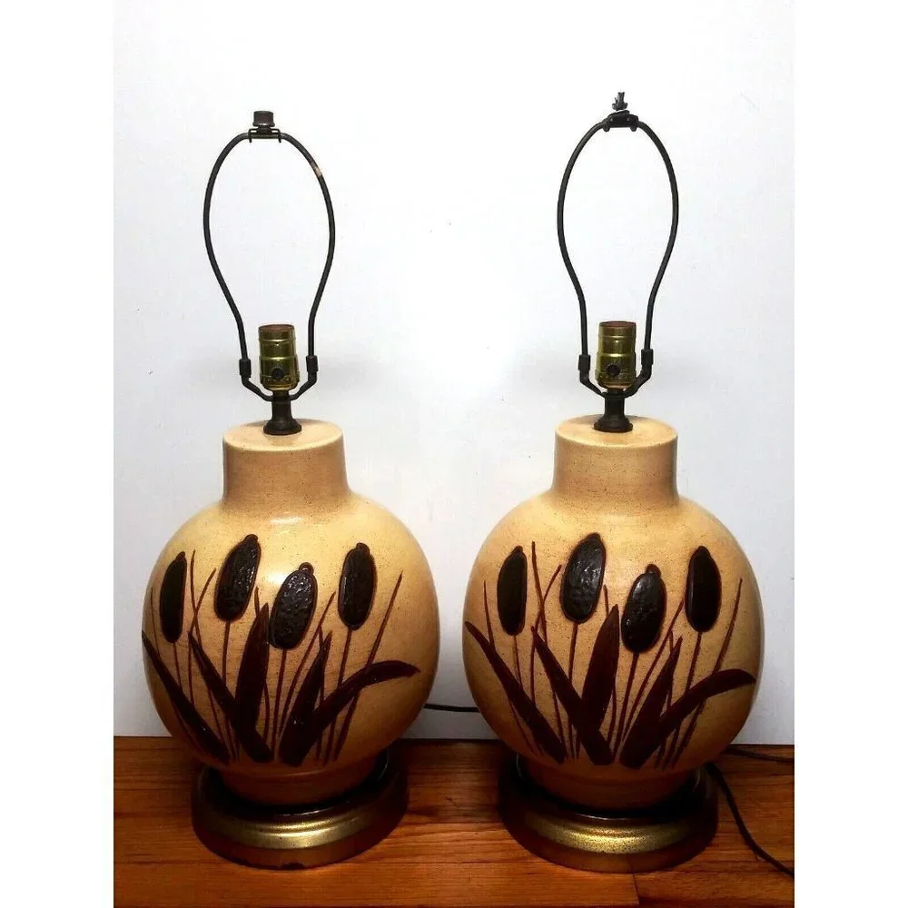 Vintage 1970s Ceramic Cattail Table Lamps Boho MCM 20